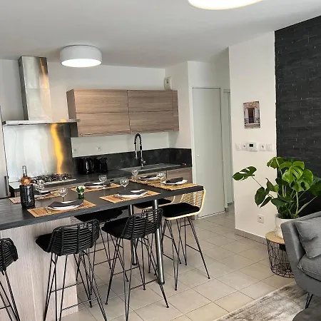 Le Jardin De L'arena - T3 Design - Jardin Prive - Garage Sur Demande - Proche Eurexpo, Groupama Stadium, Ldlc Arena Apartment Decines-Charpieu