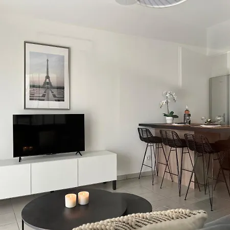 Le Jardin De L'arena - T3 Design - Jardin Prive - Garage Sur Demande - Proche Eurexpo, Groupama Stadium, Ldlc Arena Apartment Decines-Charpieu